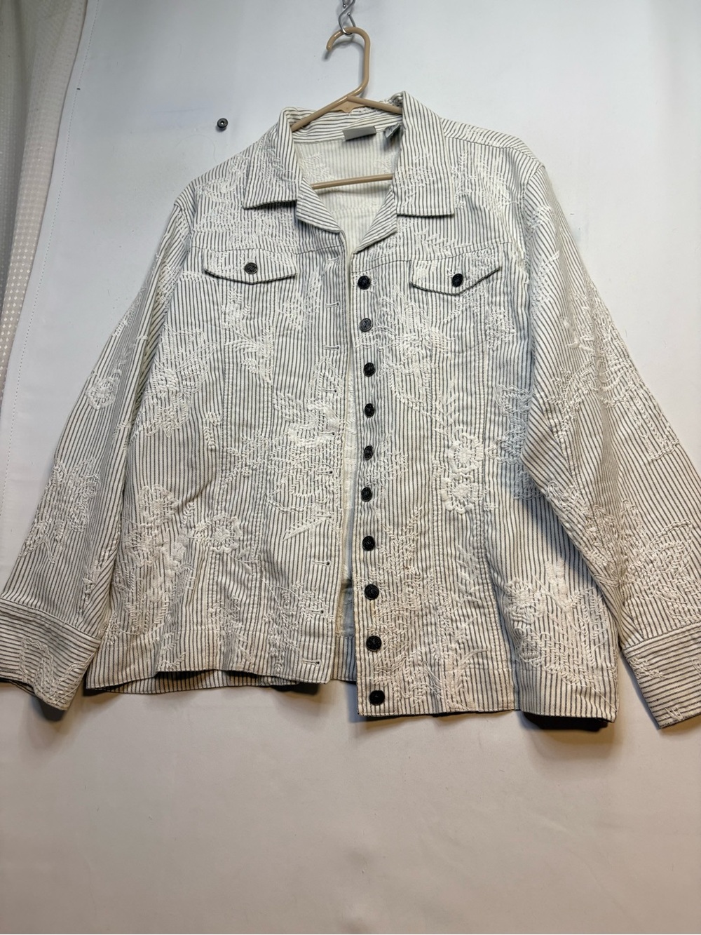 Chico’s Embroidered Stripe Jacket Textured Floral Button Front Art-to-Wear